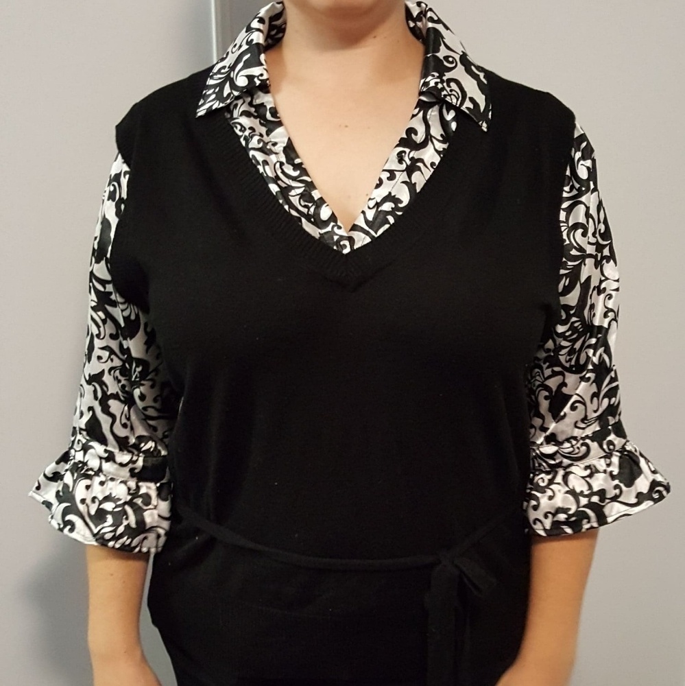 🔴 Debbie Morgan Blouse 🔴